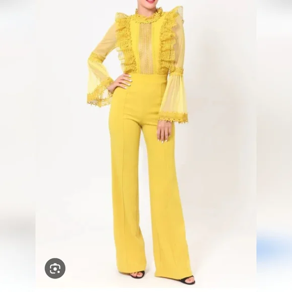 Valentine Crochet Ruffle and Bell Sleeve Jumpsuit Size Large Elegant Romantic - Picture 2 of 14